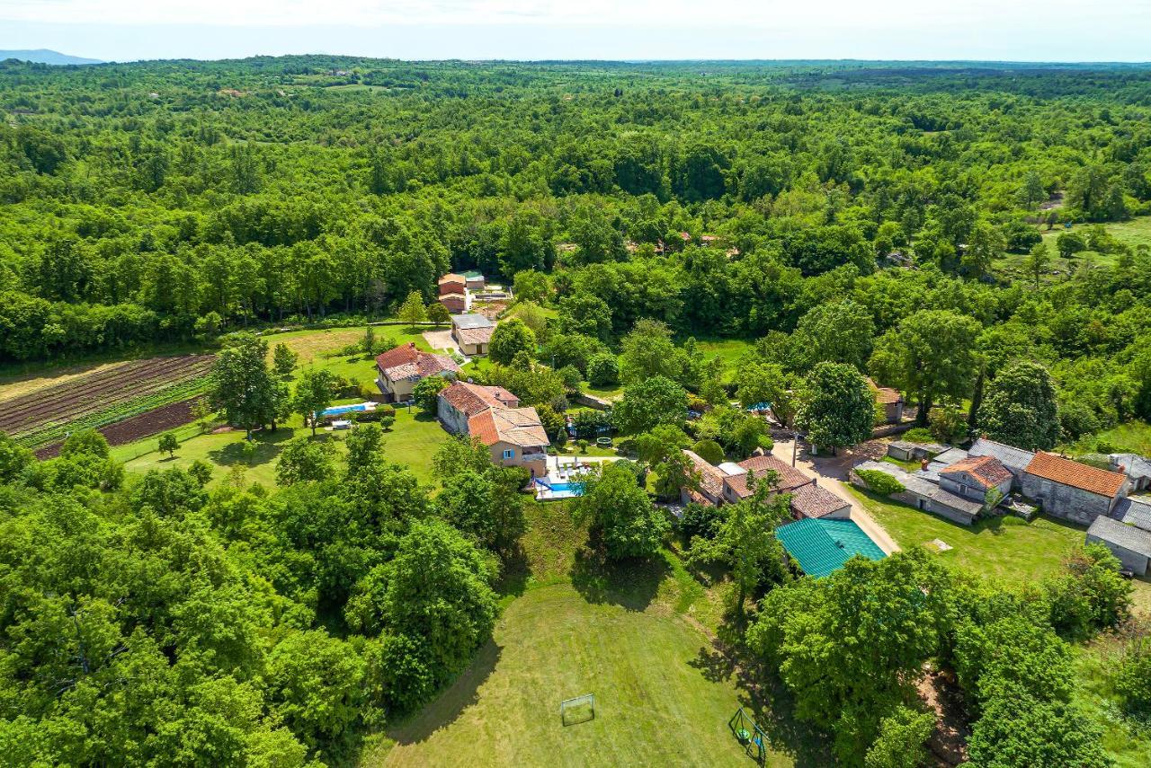 Villa Casa Karnevali à Žminj Extérieur photo
