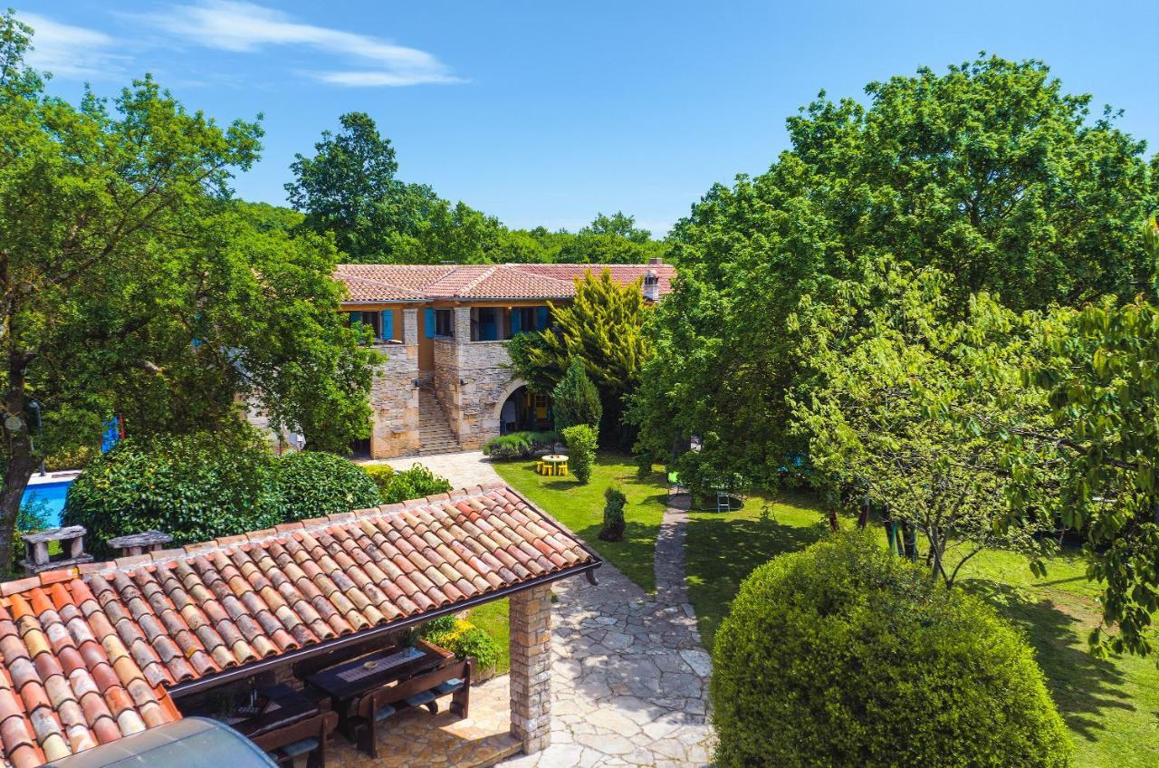 Villa Casa Karnevali à Žminj Extérieur photo