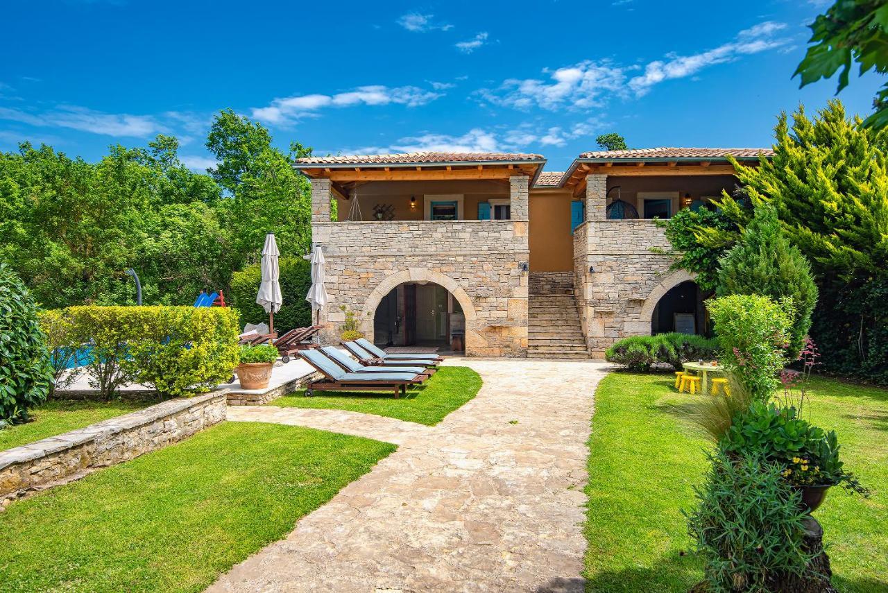 Villa Casa Karnevali à Žminj Extérieur photo
