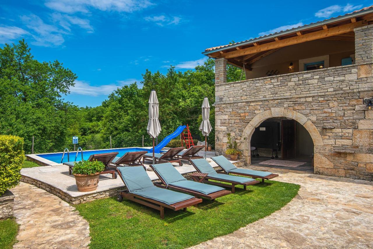 Villa Casa Karnevali à Žminj Extérieur photo