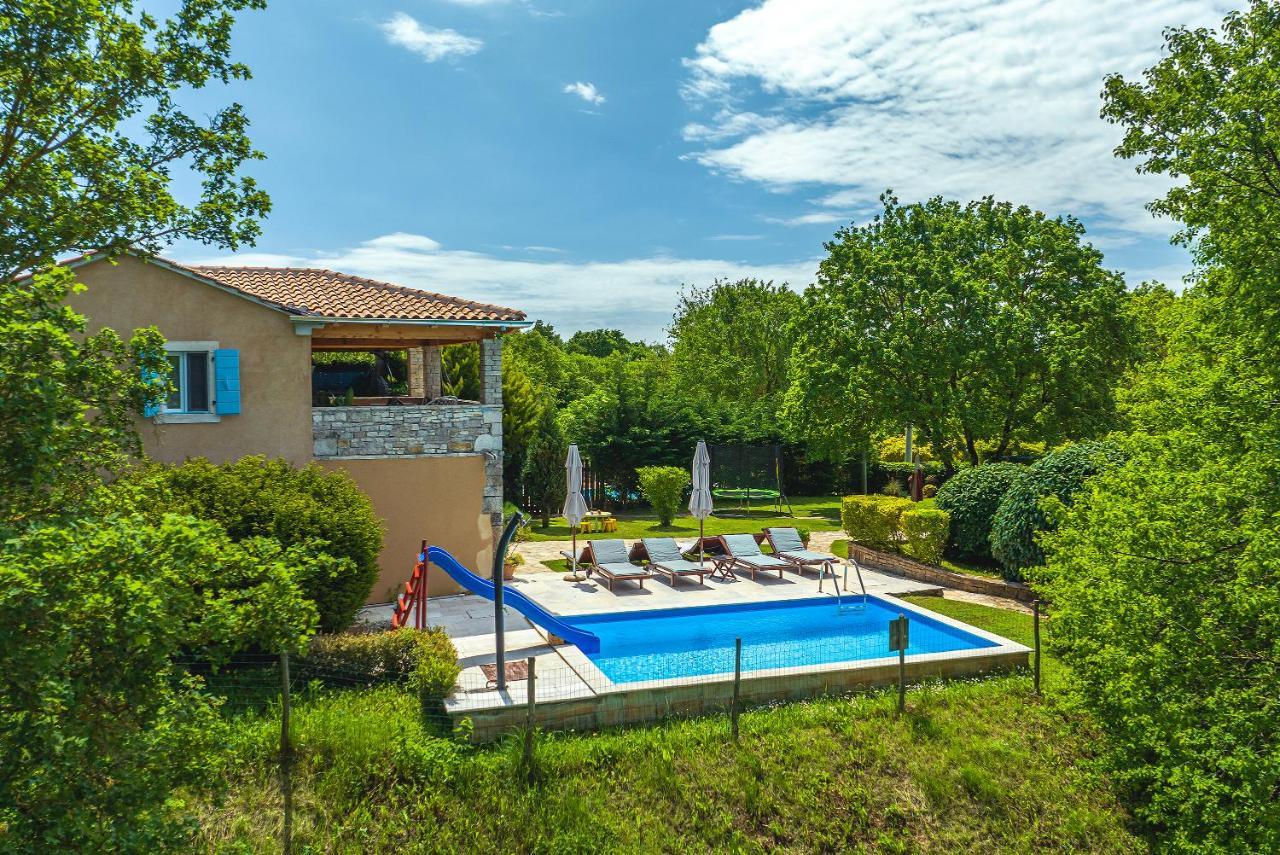 Villa Casa Karnevali à Žminj Extérieur photo